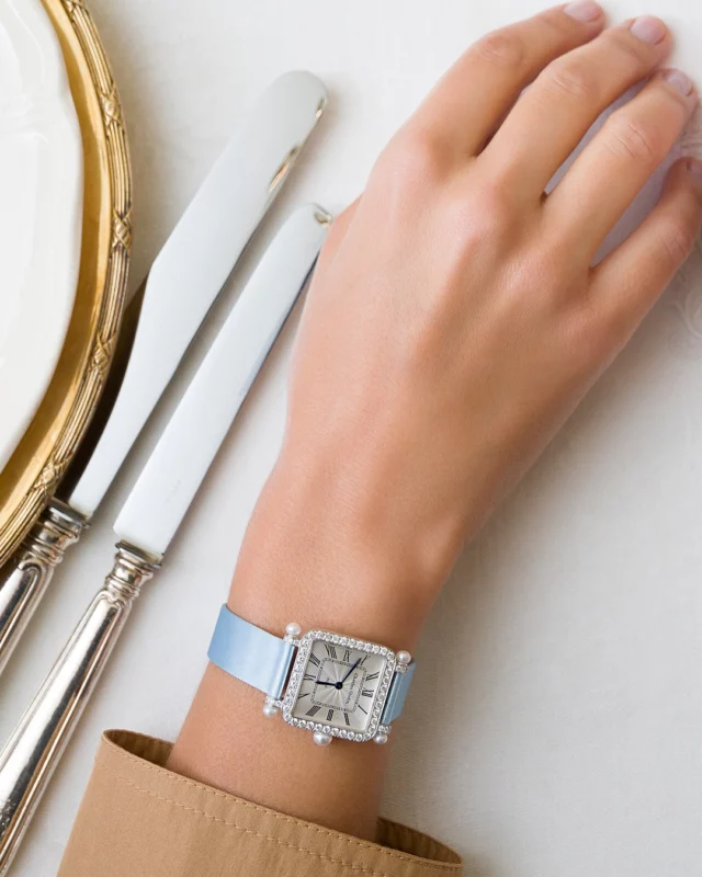 Three timepieces, each a temptation. Summer will never look so delicious.
 #CharlesOudin #PlaceVendome