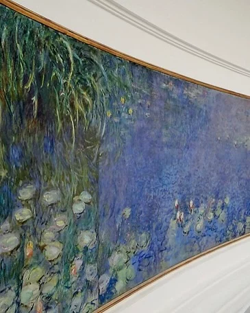 Take a timeless pause at the Musée de l’Orangerie and lose yourself in Monet’s Nymphéas.
Then, just a few steps away, come visit us Place Vendôme and discover our Pansy Retro Pearl, a jewel echoing the poetry of the moment.

#CharlesOudin #PansyRetroPearls