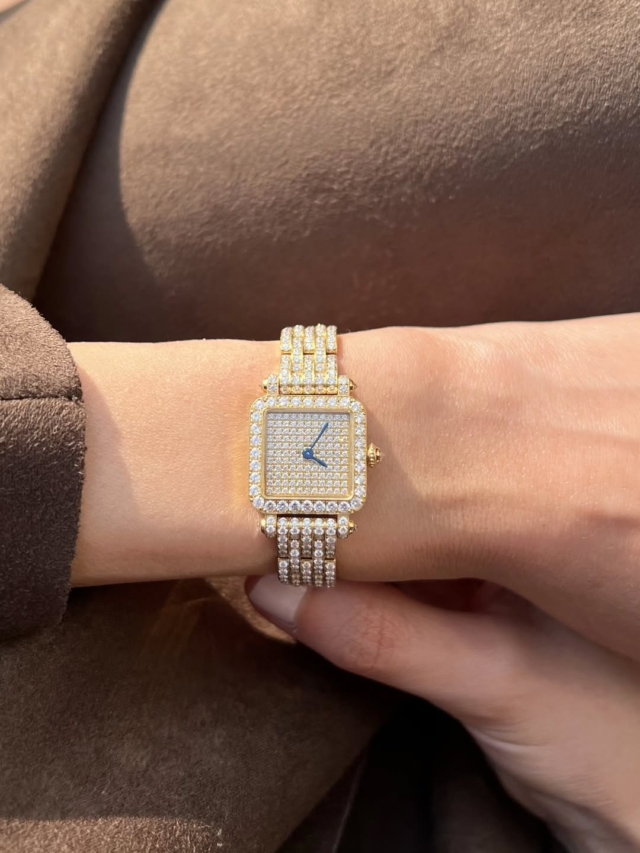 Golden gem
Full diamond mini PANSY Retro